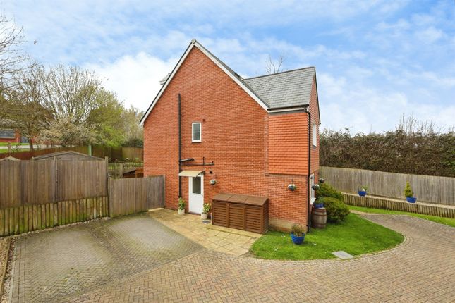 23, Viburnum Way, Hailsham photo 2