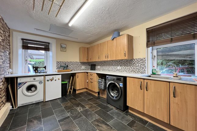 Property for sale in 1 Abbeygreen, Lesmahagow, Lanark, Lanark