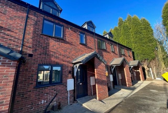 Thumbnail Property to rent in Summerbank Road, Tunstall, Stoke-On-Trent