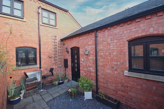 Thumbnail Semi-detached house for sale in Upper Grove Street, Leamington Spa