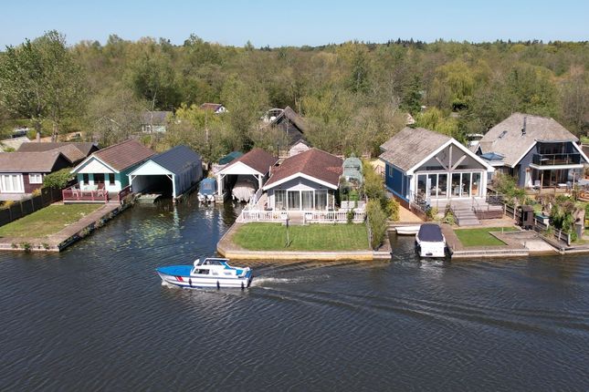 5, Crabbetts Marsh, Horning photo 3