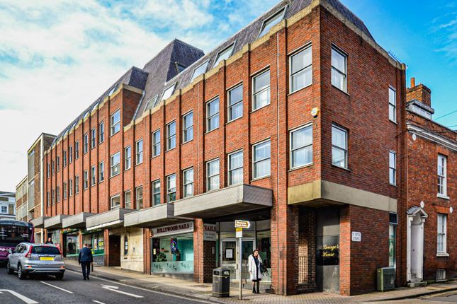 Office to let in St. Georges Street, Winchester