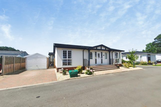 2-bed caravan on 54 Badgerwood, West Road, Wokingham, £350,000