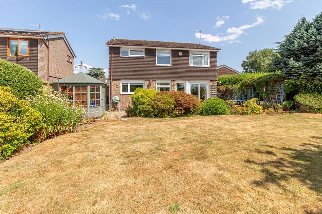 10, Bamford Close, Malvern photo 3