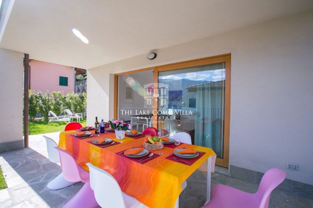 Detached house for sale in Via Febo Sala, 22016 Tremezzo Co, Italy