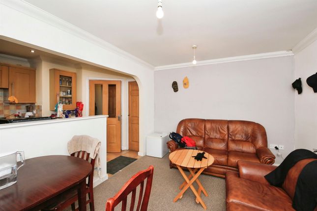 Flat for sale in The Birches, March