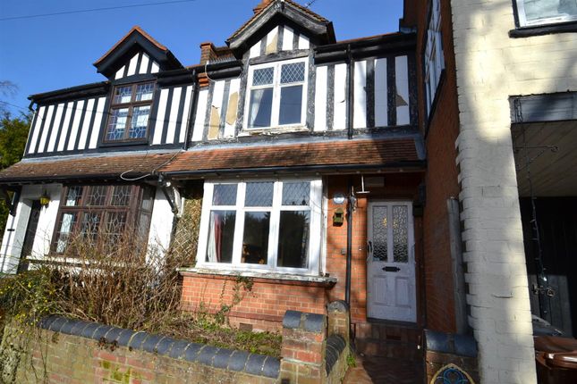 Thumbnail Cottage for sale in Grange Lane, Letchmore Heath, Watford