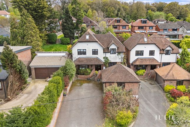 Oak House, Lee Chapel Lane, Basildon photo 4