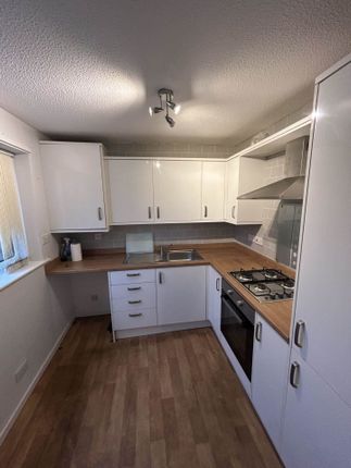 18, Heather Close, Runcorn photo 4