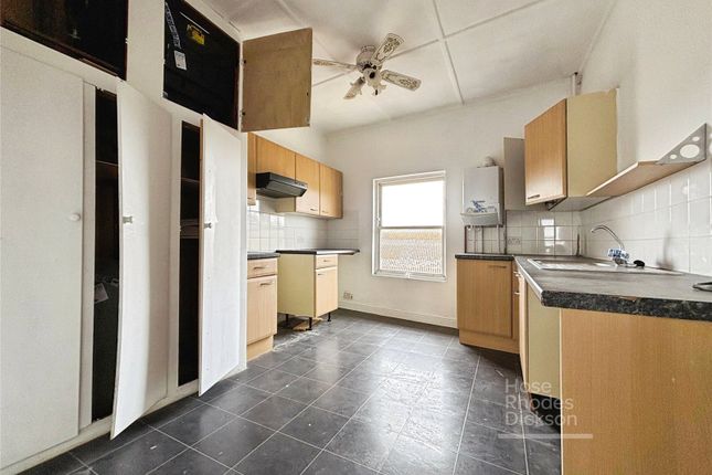 Flat 3, 121, St. James Street, Isle of Wight photo 2