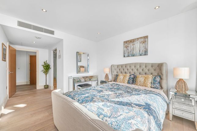 Juniper Drive, London photo 4