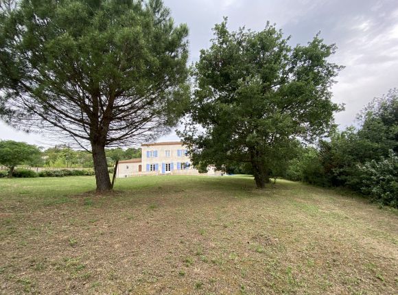 Detached house for sale in Montirat, Languedoc-Roussillon, 11800, France