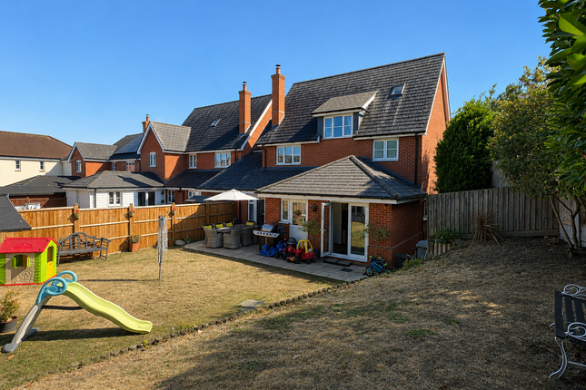 12, Bokhara Close, Colchester photo 4