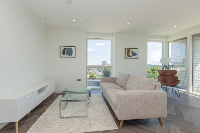 Flat 18, Lindley House, 1, Henshaw Parade, London photo 3
