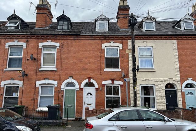 4-bed terraced on 10, Lowell Street, Worcester, £150,000