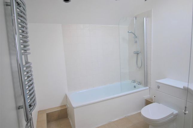 25, Gower Road, Royston photo 5