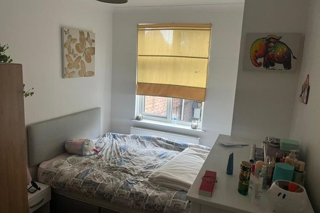 373, North Circular Road, London photo 3
