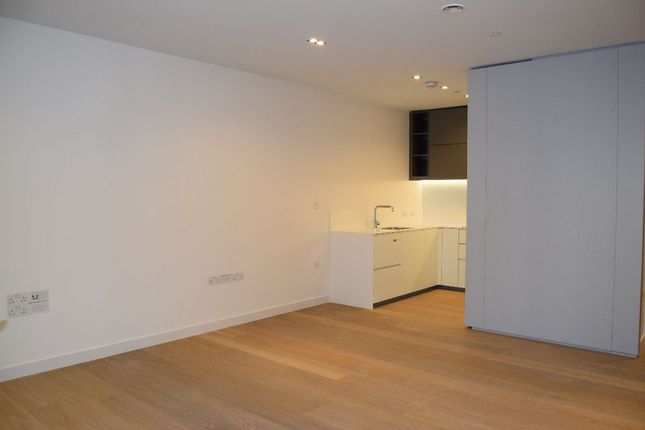 Flat for sale in 02 Plimsoll Building, London