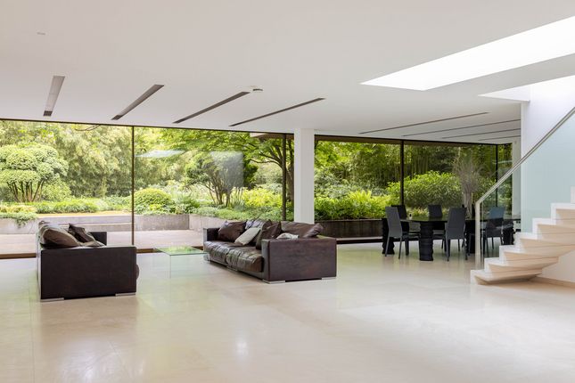 Flat Glass House, 2a, Elm Walk, London photo 2