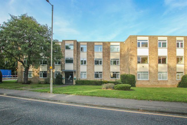 Thumbnail Flat for sale in Eagle Way, Great Warley, Brentwood