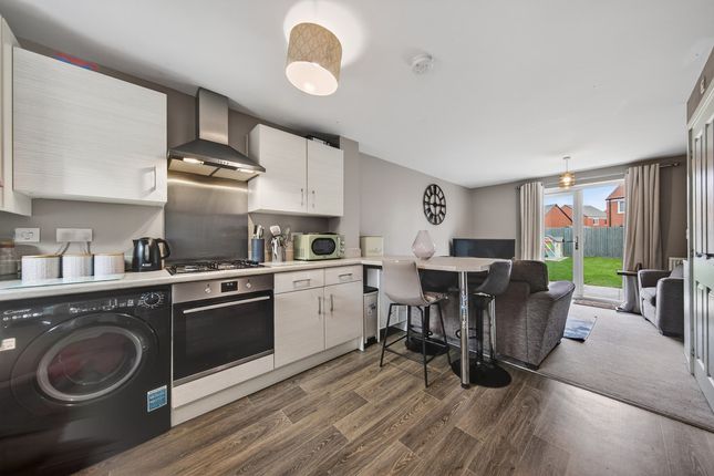 25, Thornton Avenue, Barton Seagrave photo 2
