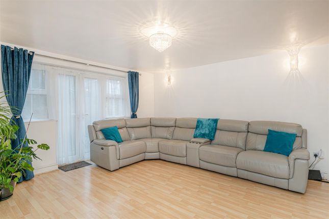 Thumbnail Terraced house for sale in Elm Road, London