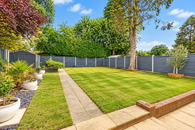 24, Hamilton Close, St. Albans photo 4