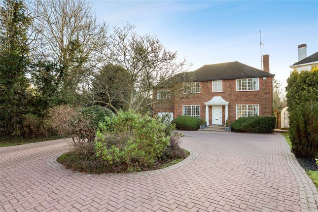 Thumbnail Detached house for sale in Kingwell Road, Barnet
