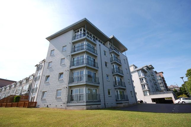 3-bed flat on Rubislaw View, Aberdeen, £1,905/mo