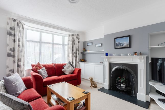 77 Dursley Road, Bristol photo 3