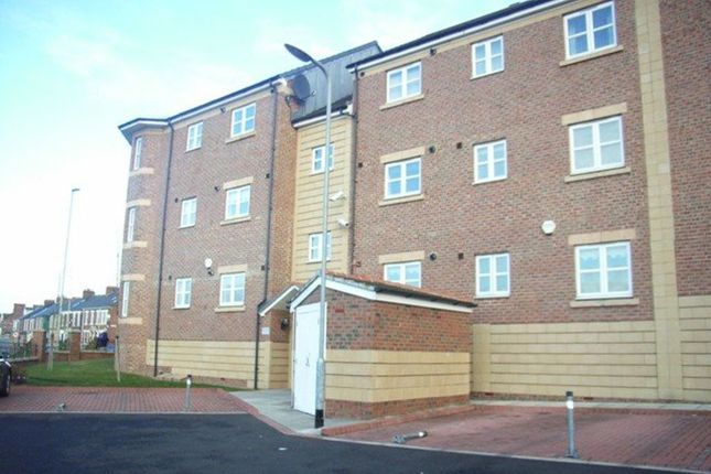 Thumbnail Flat to rent in Westoe Road, South Shields