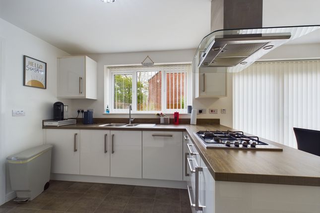 Detached house for sale in Hallcoate View, Hull