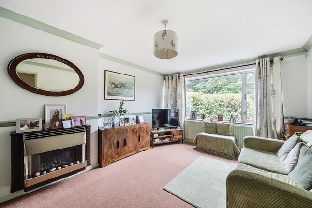 Azania,, Gravel Hill, Gerrards Cross photo 2