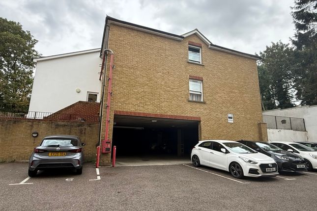 Wrotham Court, Wrotham Road, Gravesend photo 4