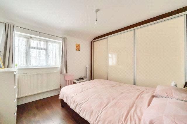 45, Beresford Avenue, Slough photo 4