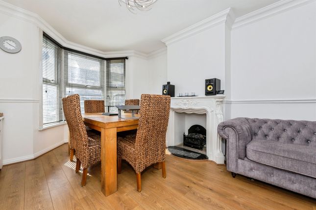 39, Chadwell Road, Grays photo 4