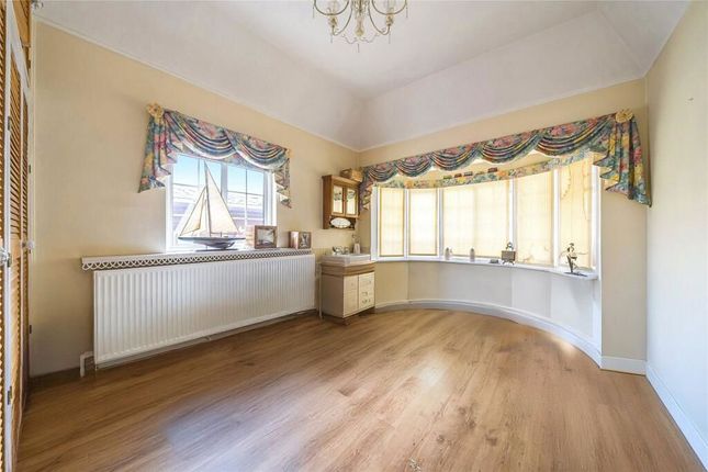 5-bed detached on 101, Chertsey Lane, Staines-upon-Thames, £1,200,000
