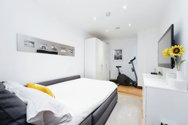 Flat for sale in St. Peters Place, Leeds