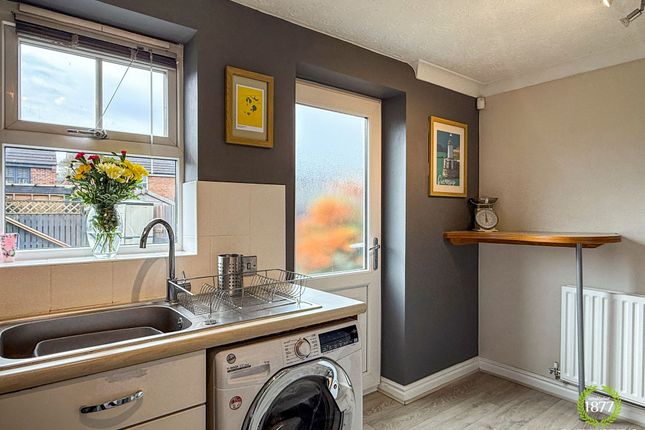 14 Wareham Close, Accrington photo 4