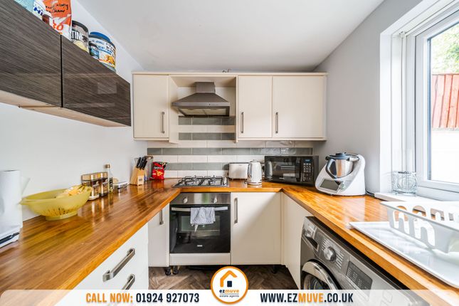 79 Enfield Drive, Batley photo 4