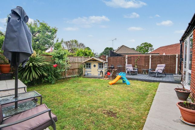 33 Wynter Road, Southampton photo 4