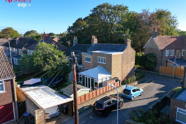 26, Victoria Road, Broadstairs photo 2
