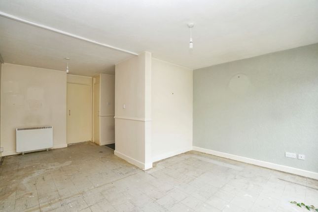 Flat for sale in 2 Halls Court, Stoney Stanton, Leicester, Leicestershire