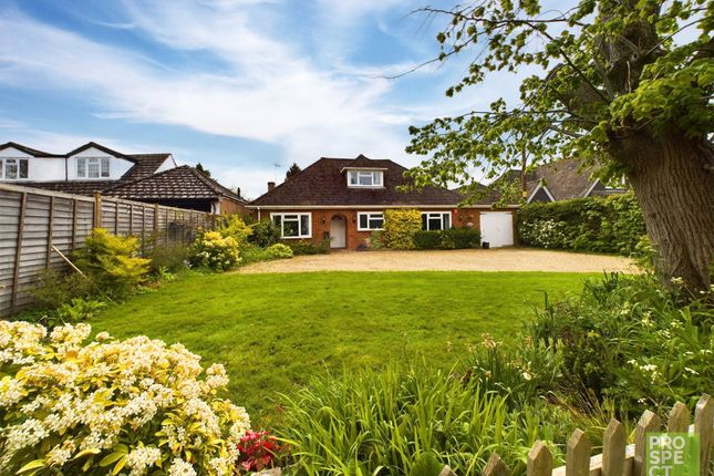 Thumbnail Bungalow for sale in Swallowfield Street, Reading, Berkshire