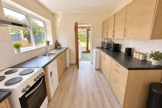 64, Harefield Road, Hampshire photo 4