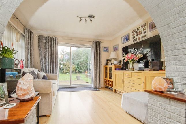 28, Bluehouse Avenue, CLACTON-ON-SEA photo 4