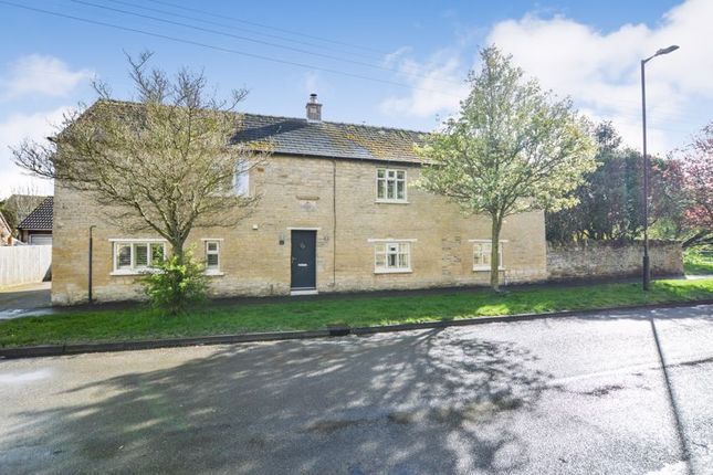 Detached house for sale in Towngate East, Market Deeping, Peterborough