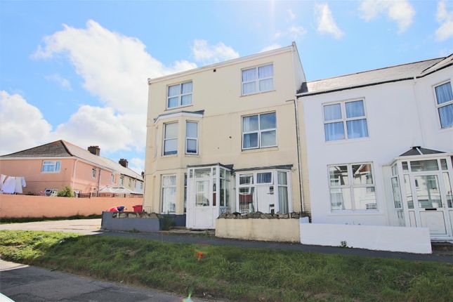 Thumbnail Flat to rent in Mayfield Road, Newquay