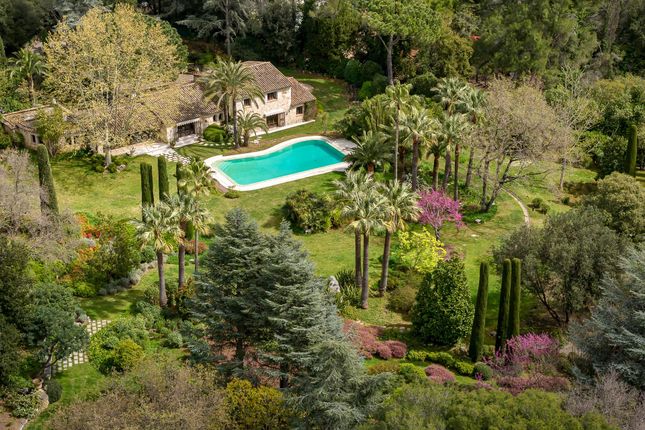 Villa for sale in La Colle Sur Loup, Vence, St. Paul Area, French Riviera