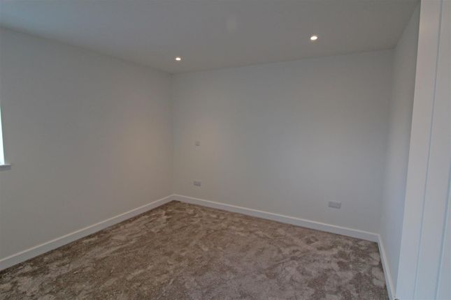 Flat to rent in 4 Chester House, Chester Street, Shrewsbury